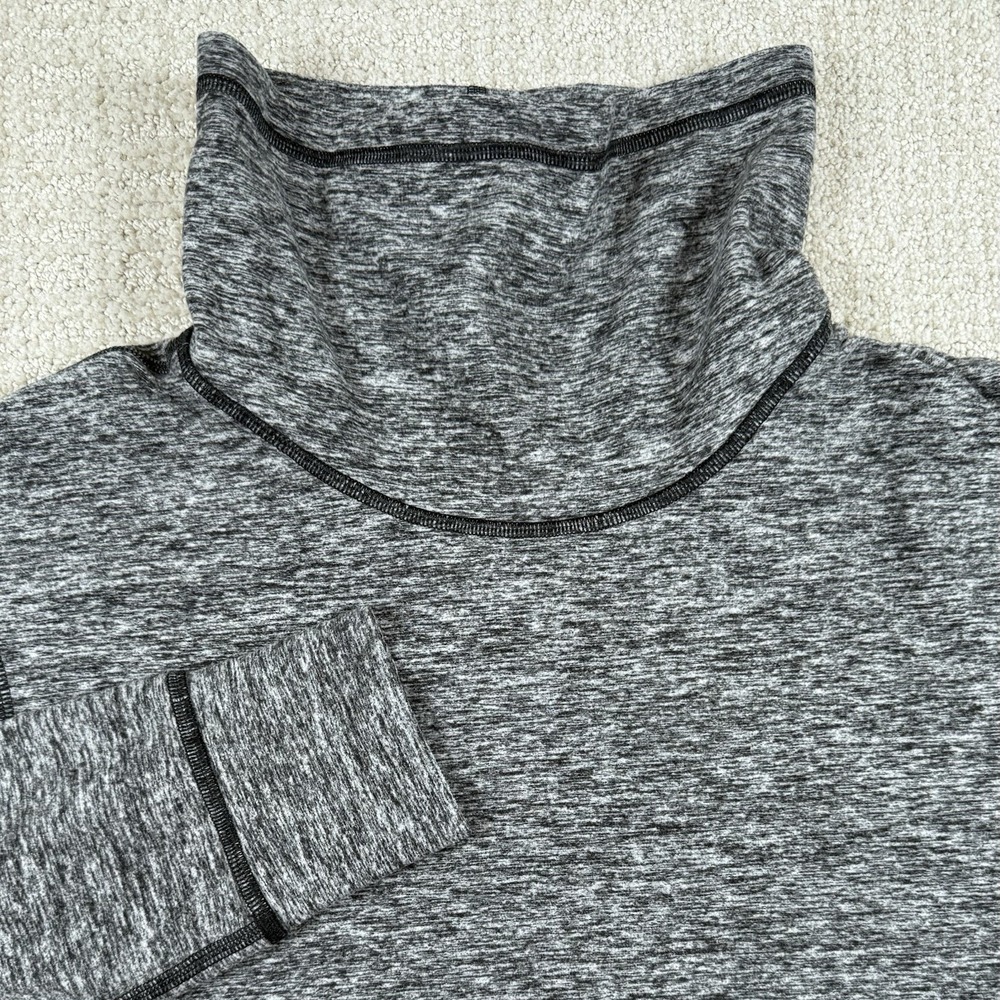 Lululemon Womens 6 Gray High Neck Long Sleeve Athletic Training Sweater